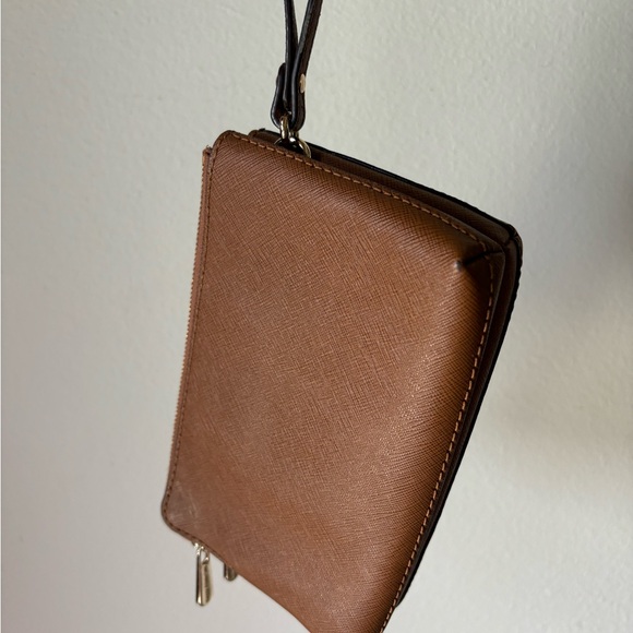 Michael Kors double zipper wristlet - Picture 7 of 8